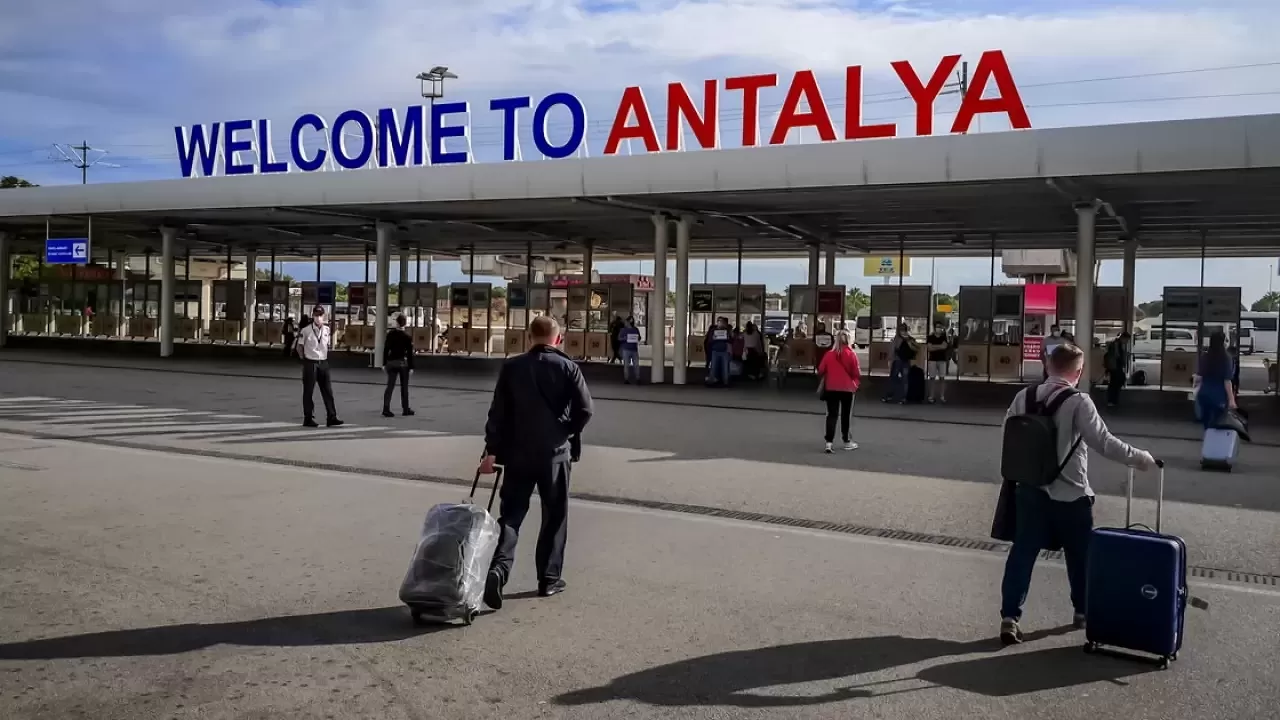 Antalya Havalimanı Haziran ayında tarihi rekorunu kırdı