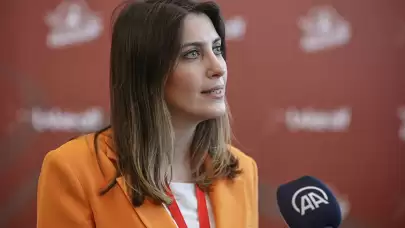 Ünlü televizyon sunucusu İrem Bayraktar'ın hayatı