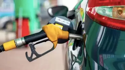 Benzine yapılan büyük indirimin tarihi açıklandı